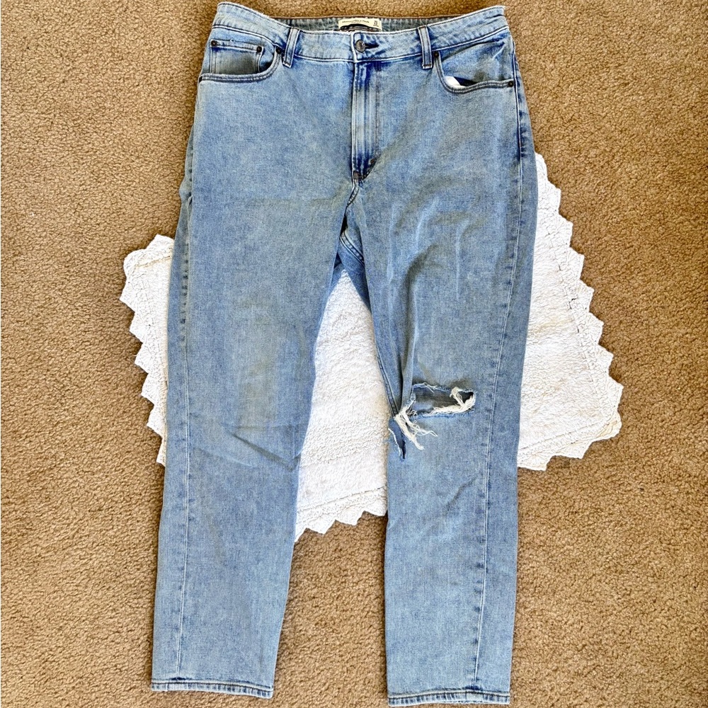 Abercrombie & Fitch The Skinny High Rise Curve Love Blue Denim Jeans